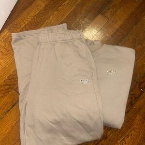 ALO Yoga Tan Lounge Set